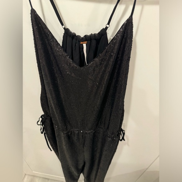 Sexy Free People Black Sequin Racerback, Spaghetti Strap Jumpsuit, Medium - NWOT - Picture 4 of 11